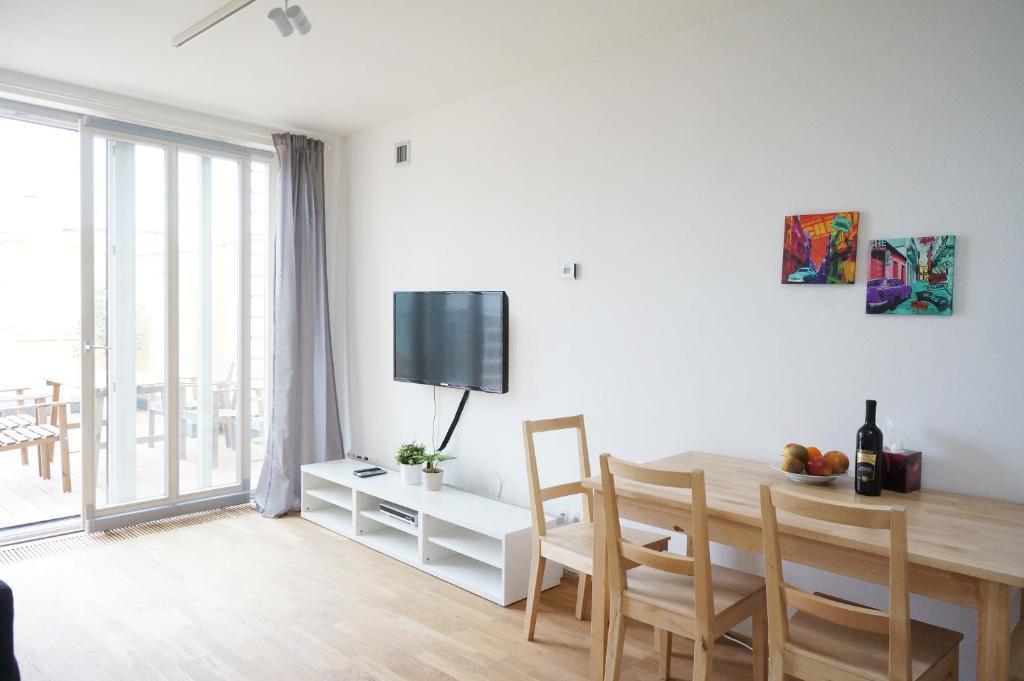 -duplex, Up To 4people *
